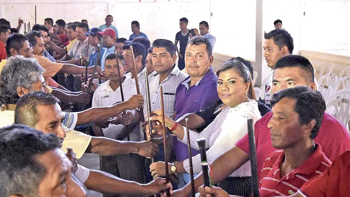 Usos y costumbres_Ayutla